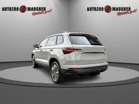 Neu Skoda Karoq Selection 150 PS (110 kW) 2026 Steelgrau SUV