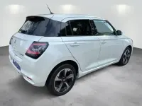 Gebraucht Suzuki Swift Comfort+ 83 PS (61 kW) 2025 Weiß Kleinwagen