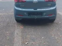 Second-hand Hyundai i20 75 CP (55 kW) 2017 Albastru Hatchback