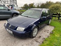 Gebraucht VW Bora Comfortline 101 PS (74 kW) 2000 Blau Limousine