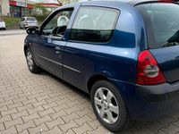 Używany Renault Clio II 75 KM (55 kW) 2002 Niebieski Hatchback