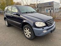 Gebraucht Mercedes ML270 163 PS (119 kW) 2005 Blau SUV