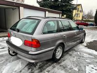 Gebraucht BMW 528 193 PS (141 kW) 1999 Silber Kombi