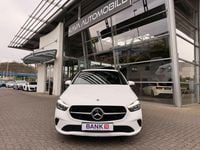 Gebraucht Mercedes B200 163 PS (119 kW) 2024 Weiß Van / Kleinbus