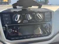 Gebraucht VW up! high up! 90 PS (66 kW) 2017 Weiß Kleinwagen