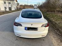 Gebraucht Tesla Model 3 Standard Range Plus 208 kW (283 PS) 2023 Weiß Limousine