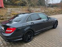 Gebraucht Mercedes C300 231 PS (169 kW) 2011 Schwarz Limousine