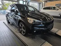Gebraucht BMW 220 Sport Line 192 PS (141 kW) 2018 Schwarz Kombi