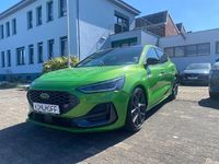 Gebraucht Ford Focus ST 280 PS (205 kW) 2025 Mean green Limousine
