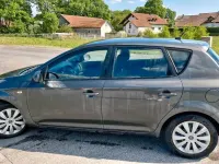 Occasion Kia Ceed 90 ch (66 kW) 2011 Gris Citadine