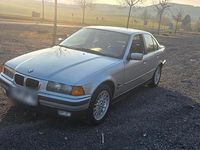 Gebraucht BMW 320 150 PS (110 kW) 1996 Silber Limousine