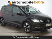 Gebraucht VW Touran Highline 150 PS (110 kW) 2023 Deepblack Van / Kleinbus