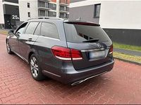 Gebraucht Mercedes E200 136 PS (100 kW) 2016 Grau Kombi