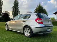 Gebraucht BMW 118 129 PS (94 kW) 2006 Silber Kleinwagen