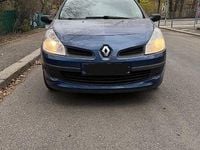 Gebraucht Renault Clio II 101 PS (74 kW) 2009 Blau Limousine