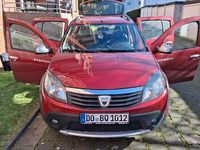 Gebraucht Dacia Sandero Stepway 84 PS (61 kW) 2011 Rot Limousine