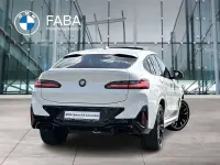 Gebraucht BMW X4 M M Sport 360 PS (264 kW) 2023 Alpinweiß uni SUV