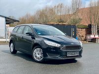 Gebraucht Ford Focus 101 PS (74 kW) 2016 Schwarz Kombi