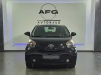 Gebraucht Toyota iQ 68 PS (50 kW) 2009 Schwarz Kleinwagen