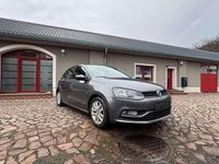 Gebraucht VW Polo Comfortline 90 PS (66 kW) 2016 Grau Limousine