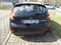 Gebraucht Ford Fiesta 82 PS (60 kW) 2010 Schwarz Kleinwagen