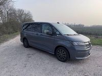 Gebraucht VW Multivan 150 PS (110 kW) 2024 Grau Van