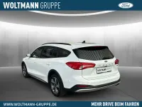 Używany Ford Focus Active X 155 KM (114 kW) 2022 Biały Sedan/Limuzyna