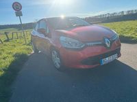 Gebraucht Renault Clio IV Experience 73 PS (53 kW) 2015 Rot Limousine