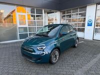 Neu Fiat 500 65 PS (47 kW) 2025 Grün