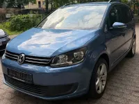 Gebraucht VW Touran Trendline 105 PS (77 kW) 2011 Blau Van / Kleinbus