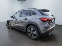 Usata Mercedes GLA200 Progressive 163 CV (119 kW) 2025 Grigio SUV