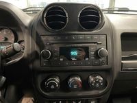 Gebraucht Jeep Compass Sport 163 PS (119 kW) 2011 Schwarz SUV