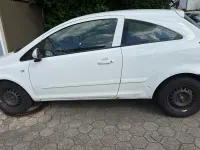 Gebraucht Opel Corsa 75 PS (55 kW) 2007 Weiß Kleinwagen