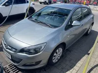 Gebraucht Opel Astra Selection 120 PS (88 kW) 2015 Grau Limousine