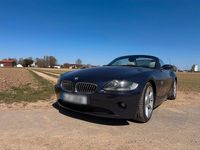 Gebraucht BMW Z4 170 PS (125 kW) 2005 Blau Cabrio