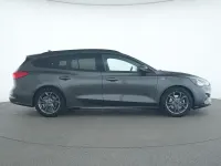 Gebraucht Ford Focus ST-Line 125 PS (91 kW) 2021 Magnetic grau Kombi