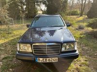 Gebraucht Mercedes E280 193 PS (141 kW) 1995 Blau Kombi