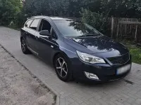 Gebraucht Opel Astra 125 PS (91 kW) 2011 Blau Kombi