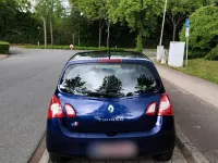 Używany Renault Twingo Initiale Paris 75 KM (55 kW) 2013 Purpurowy Hatchback