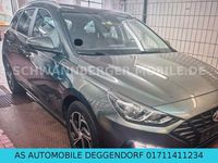 Gebraucht Hyundai i30 Select 116 PS (85 kW) 2021 Grau Kombi