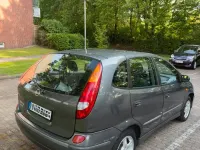 Gebraucht Nissan Almera Tino Acenta+ 116 PS (85 kW) 2005 Grau Van / Kleinbus