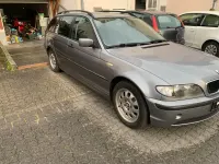 Gebraucht BMW 318 143 PS (105 kW) 2005 Grau Kombi