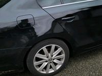 Second-hand VW Jetta 150 CP (110 kW) 2012 Negru Berlinǎ