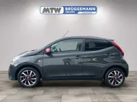 Gebraucht Toyota Aygo x-style 72 PS (52 kW) 2020 Grau Kleinwagen