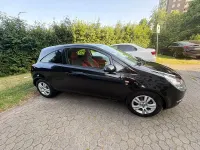 Gebraucht Opel Corsa 86 PS (63 kW) 2011 Schwarz Kleinwagen