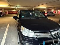 Gebraucht Opel Astra 116 PS (85 kW) 2009 Schwarz Kleinwagen