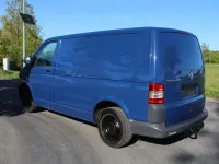 Second-hand VW Transporter 140 CP (102 kW) 2010 Albastru Van