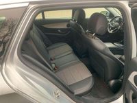 Gebraucht Mercedes E220 Avantgarde 192 PS (141 kW) 2022 Hightechsilber Kombi