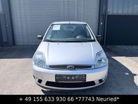 Gebraucht Ford Fiesta Ghia 68 PS (50 kW) 2002 Silber Kleinwagen