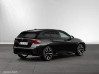 Gebraucht BMW 120 M Sport 163 PS (119 kW) 2025 Saphirschwarz metallic Kleinwagen